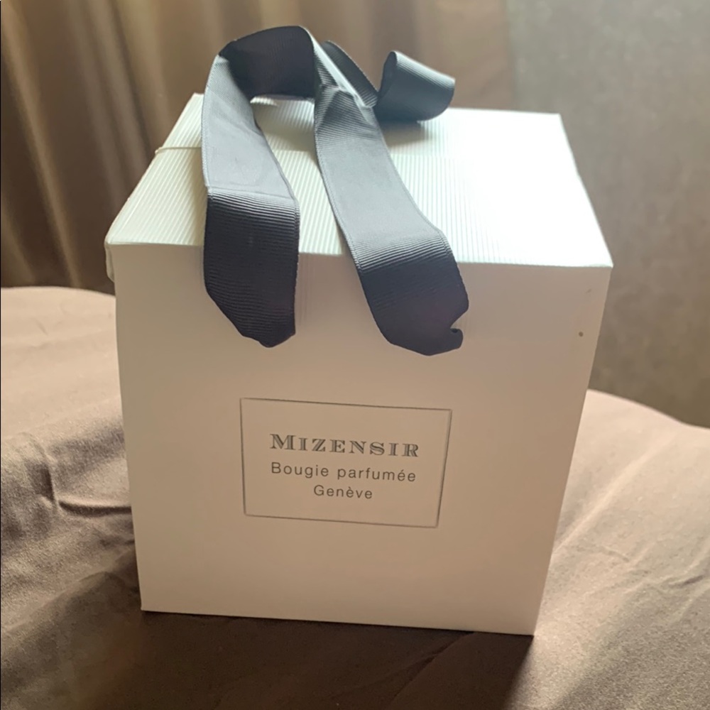 Mizensir Scented Candle bag with Black Ribbon